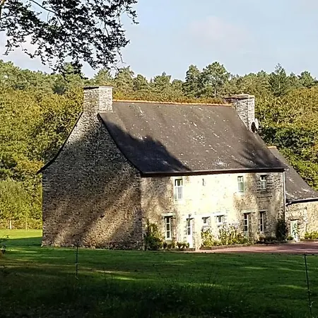 Paimpont: Gite De La Haute Fenderie Buitenkant foto